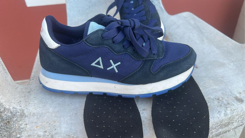 Tenis semi novos