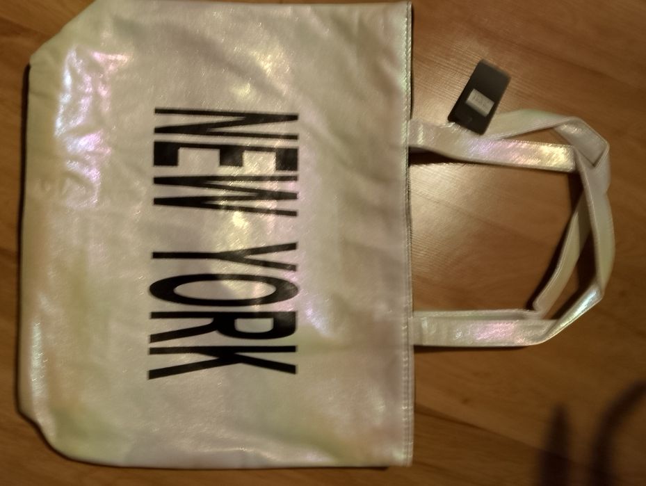 Torba na ramię z napisem NEW YORK nowa - szczegóły w opisie 
Fiolet/tę