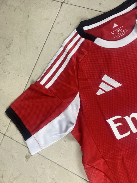 t-shirt do benfica 25/26 primária