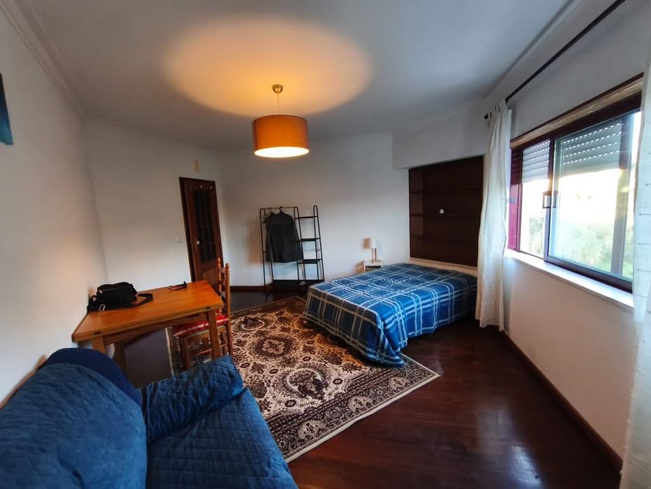 Quarto para arrendar