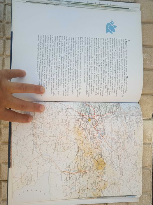 Livro - As mais Belas Vilas e Aldeias de Portugal, volume I.