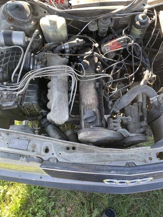 Двигу Audi 100c-3 KU