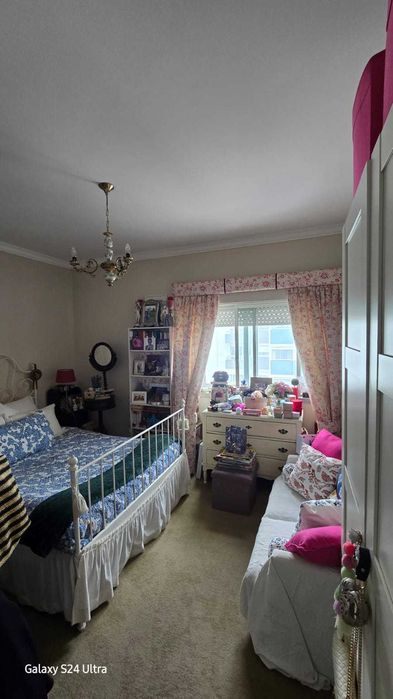 Apartamento t2 à venda Vista Mar | Varanda + Arrecadação