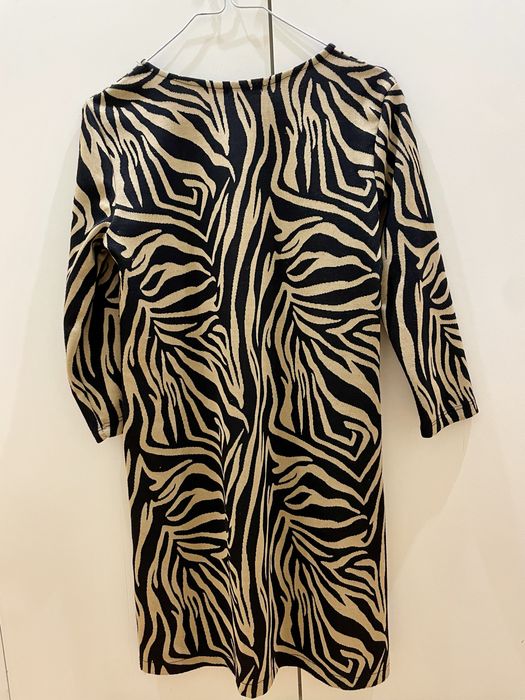 Vestido Stradivarius tamanho M