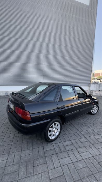Ford Escort 1.9 TD (Único Dono)