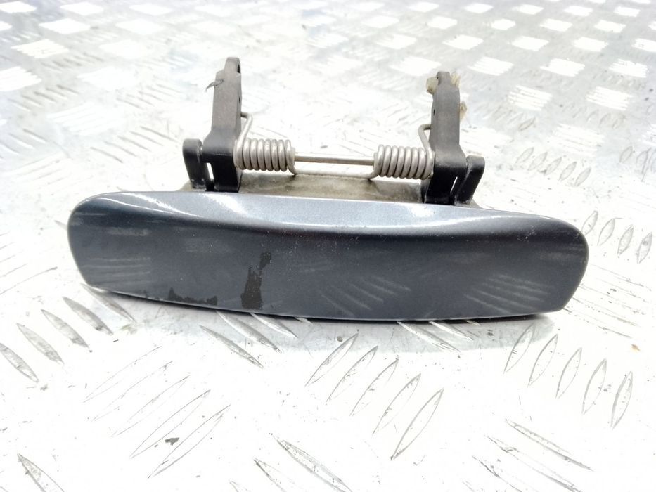 Ручка двери наружная 8E0839207 для Audi A4 B7 2004-2007