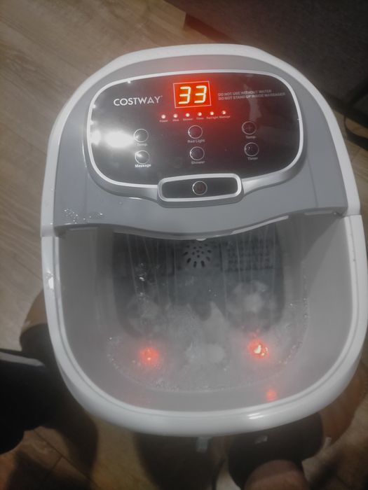 Urządzenie do hydromasażu  stóp z podczerwienią