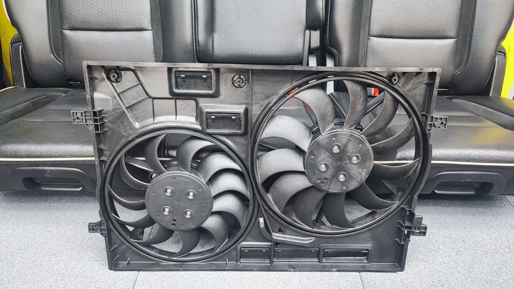 Дифузор з вентиляторами VW Tiguan 18 19 20 21 22 23 передня панель