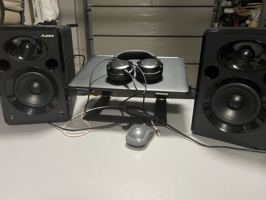 Monitory studyjne Alesis Elevate 5 MKII, stan bardzo dobry