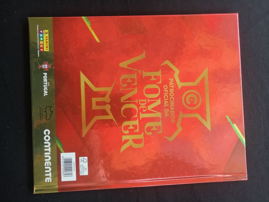 Caderneta Completa Fome de Vencer 2018 com Tattos aceito troca