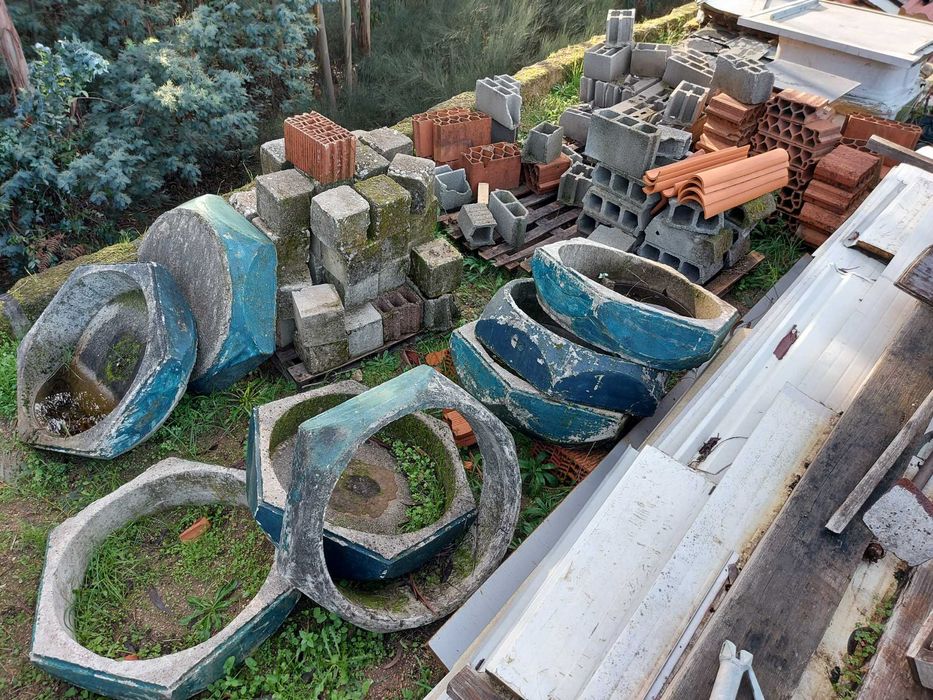 Material de Construção - Grande Lote à Venda