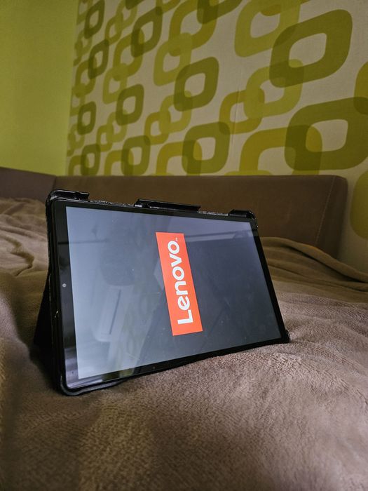Продам планшет Lenovo