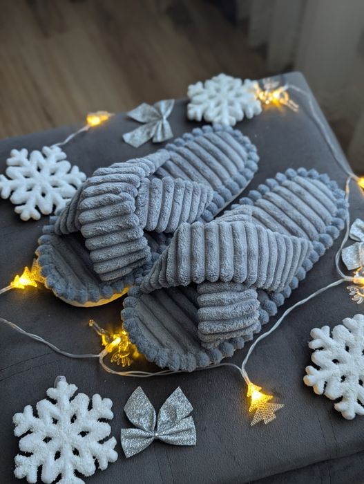 Хатні тапочки жіночі