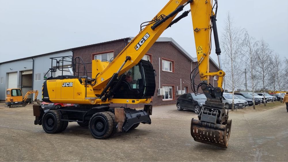 Перегружатель JCB JS 20 MH ,2021