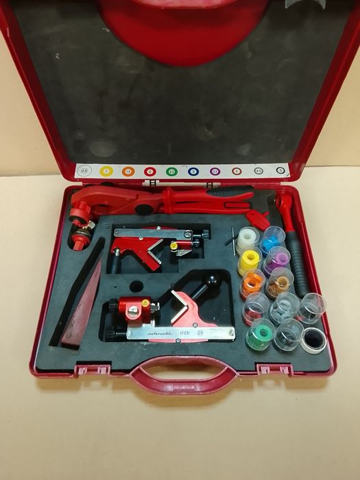 Zestaw Narzędzi do obróbki Kabli Intercable