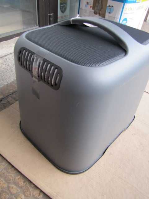 Kuweta dla kota zamykana z klapką na wejściu Rotho