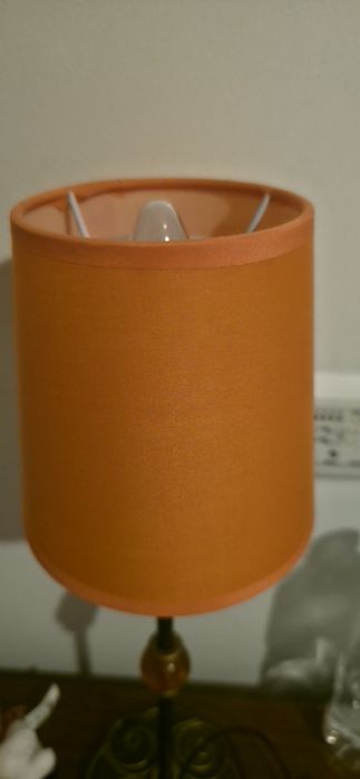 Abajur cor de laranja