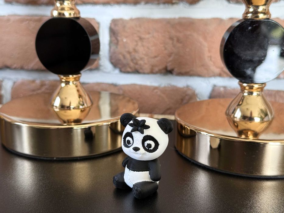 Mini Panda Baby 3D – urocza, ruchoma figurka w słodkiej odsłonie