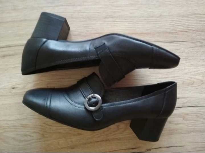 Półbuty czółenka skóra naturalna 35/36 Nowe