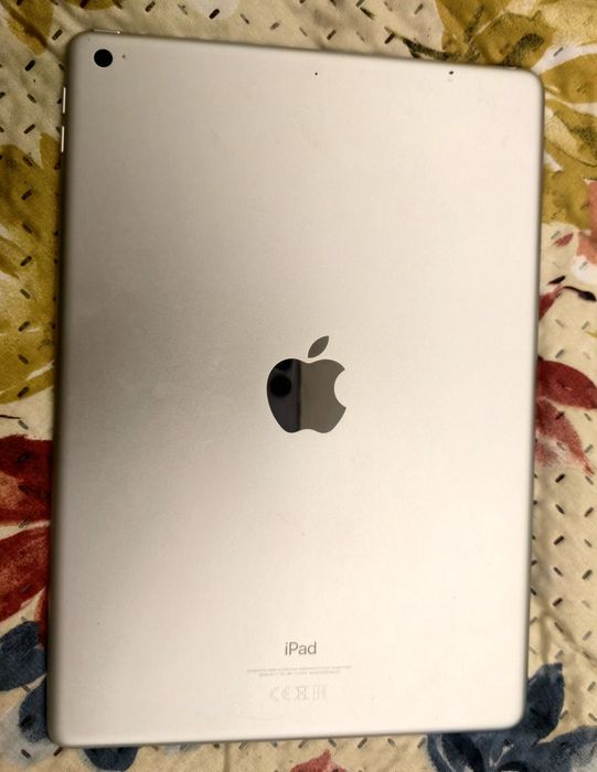 iPad 10ª Geração + Pencil + Teclado ZAGG | Setup Completo