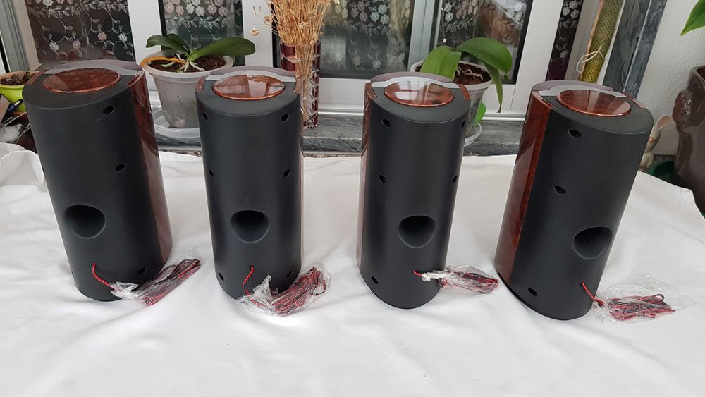 Colunas (4 colunas) Speaker System 15W 4Ohm