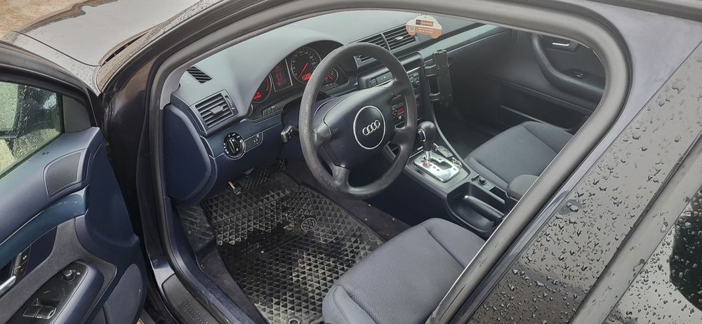 Sprzedam audi a4b6 2.0 gaz na części