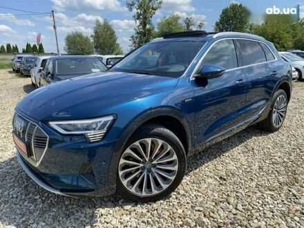 Шрот Audi E-Tron , крило бампрер батарея, четверть , електро двигун
