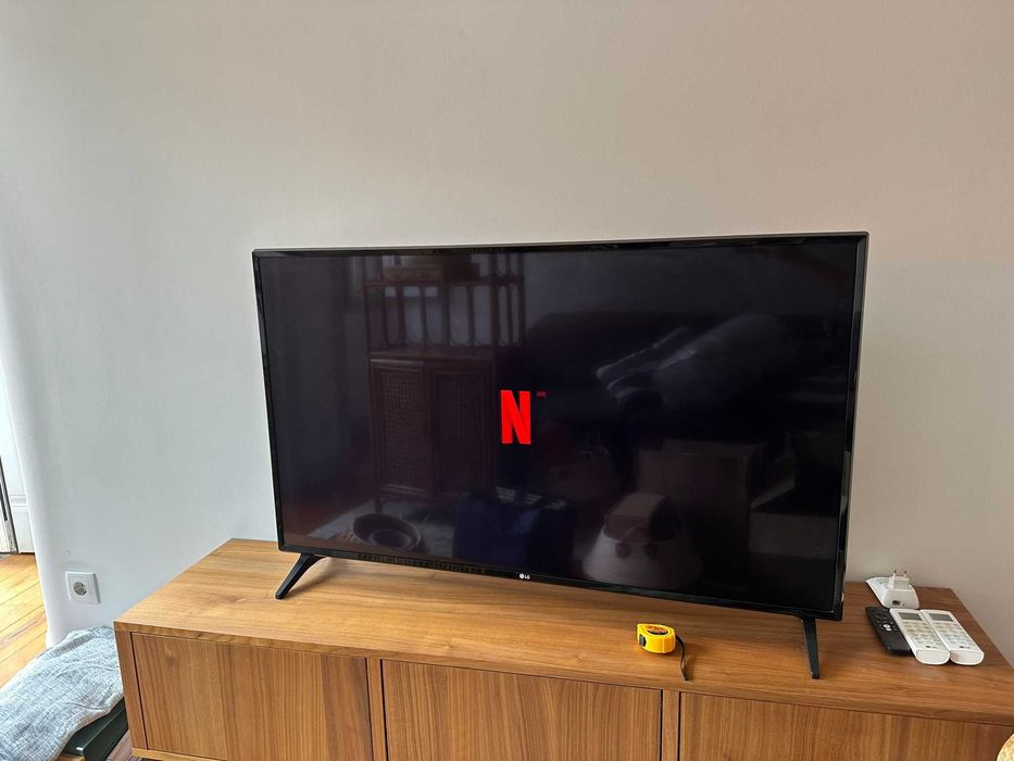 Televisão LG smart 49 polegadas506952648135823361