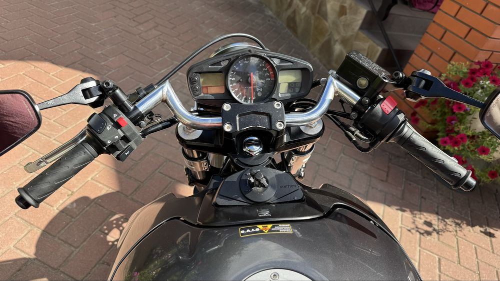 Suzuki GSR400  ABS Сузуки 2013 рік