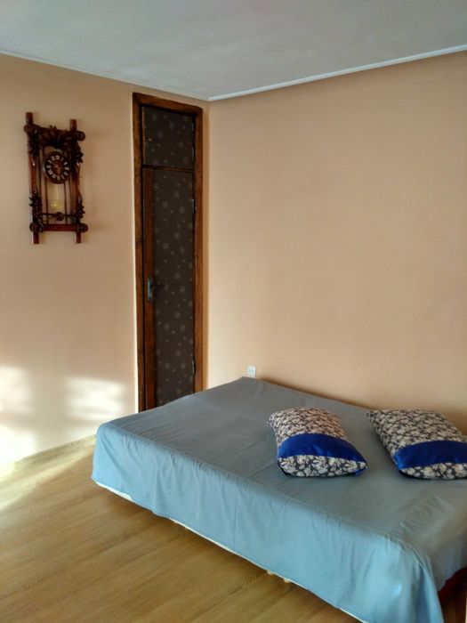 здам двохкімнатну квартиру подобово погодинно