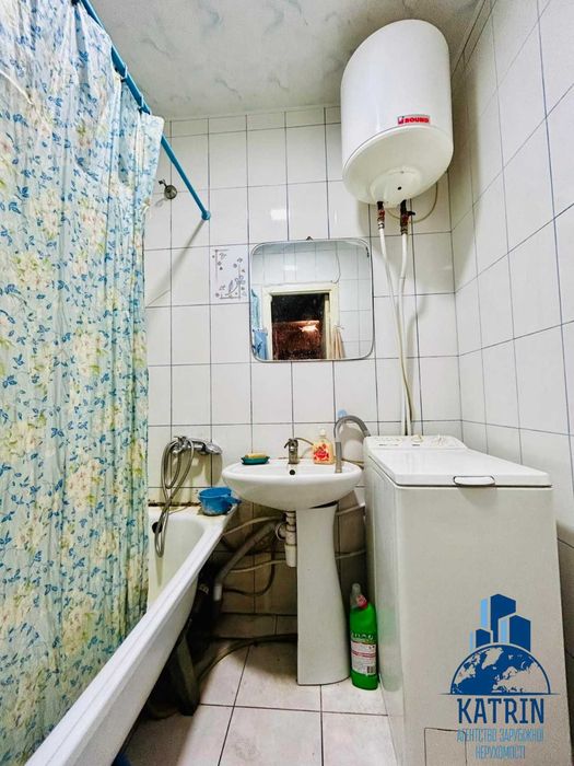 Продаж 2 кім квартири ж/м Тополя -3 Тополь