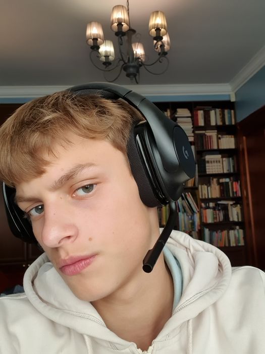 Ігрова гарнітура - бездротові навушники Logitech G533 Wireless Gaming