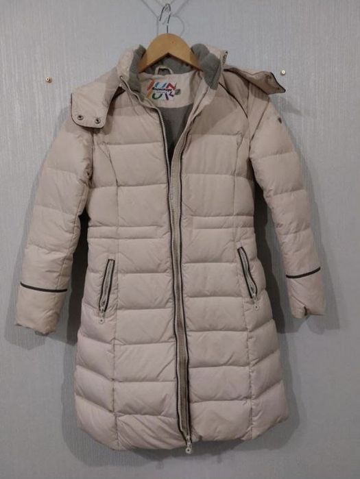 Теплий зимовий пуховик