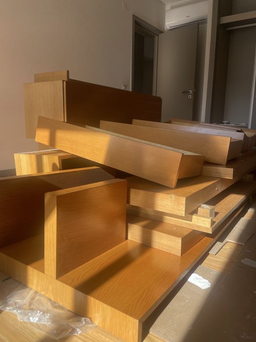 Móvel de Sala / TV em Madeira Maciça – 2,79m