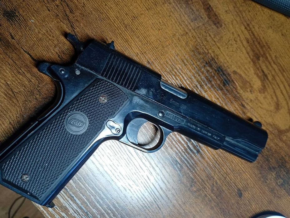 replika colt m1911