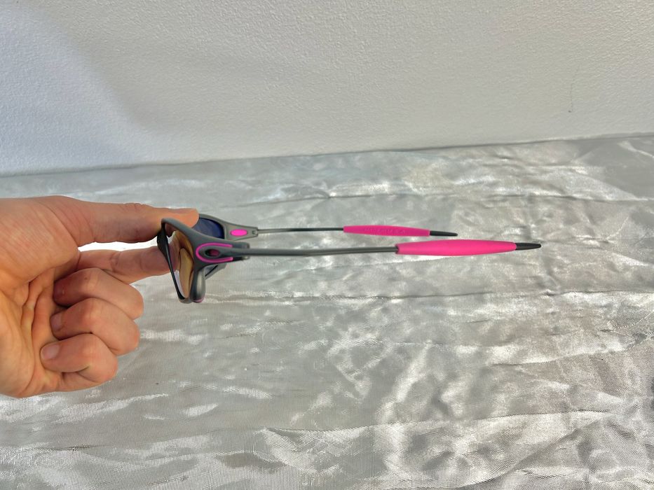 Óculos juliet rosa e cinza (metal)