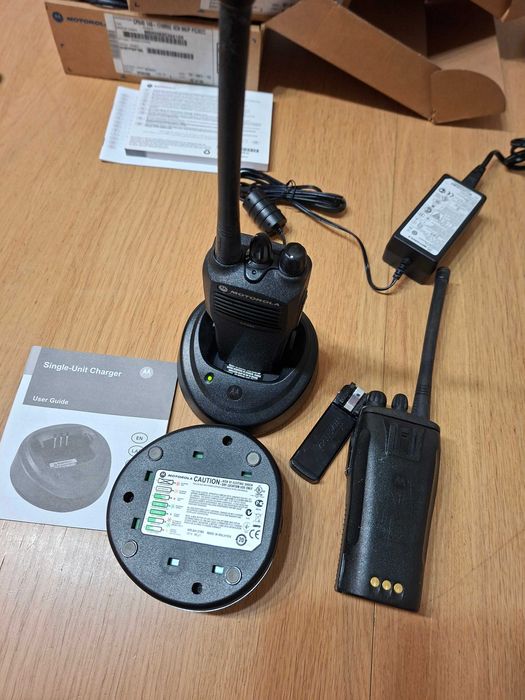 Motorola CP040 radiotelefon