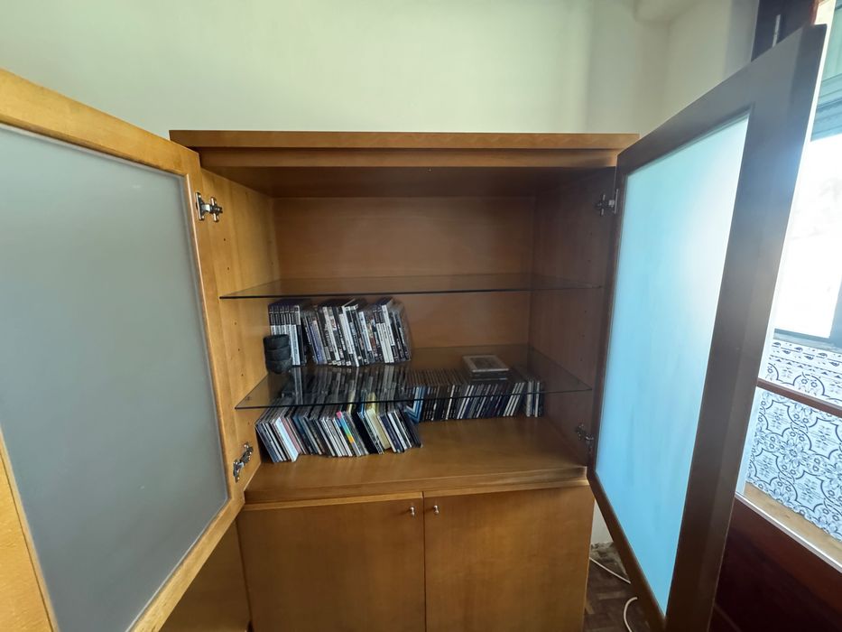 Movel de Sala em Cerejeira em muito bom estado