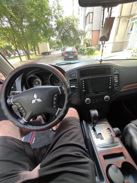 Mitsubishi Pajero Wagon
