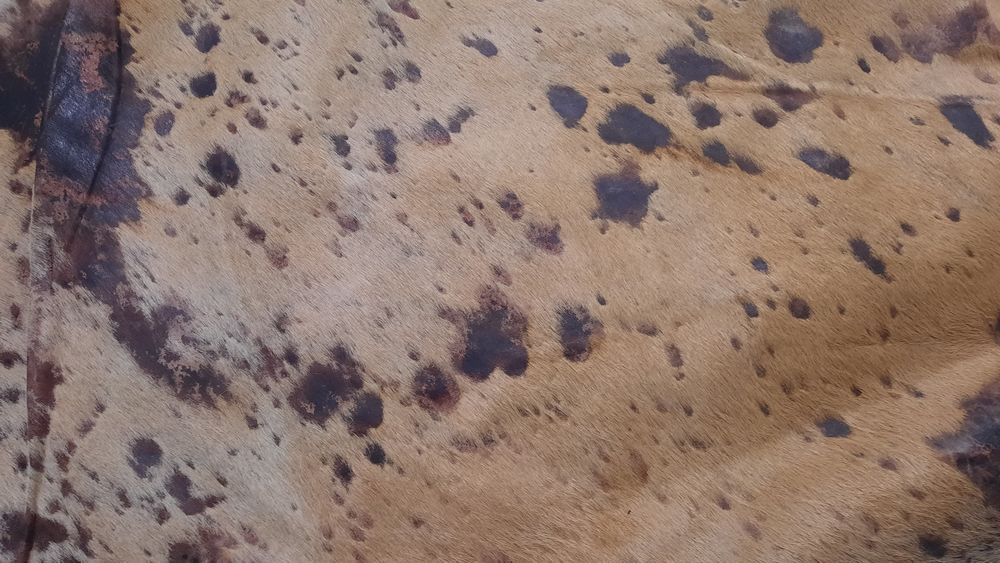 Tapete em pele de vaca natural- novo preço