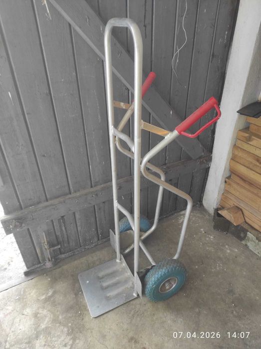 Wózek transportowy dwukołowy