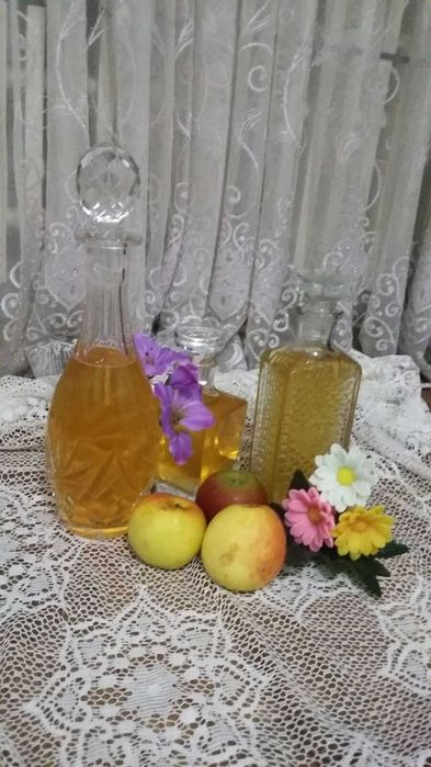 Продам натуральный яблочный уксус