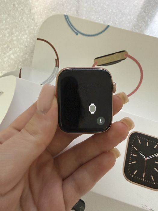 Apple Watch Series 6 44mm Gold