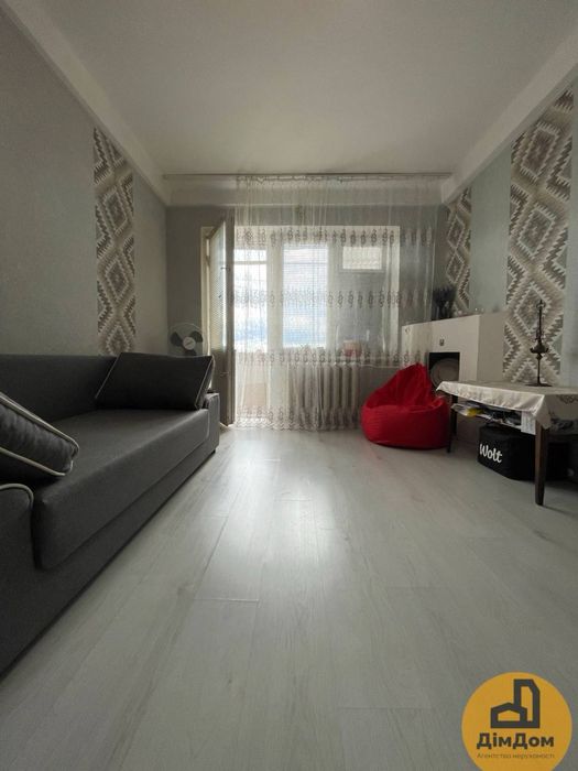 Продаж 1-к квартири, Харківське шосе 18/1 — вигідна ціна!