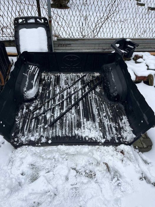 Kuweta wanna paki Toyota Hilux VIII 2015-