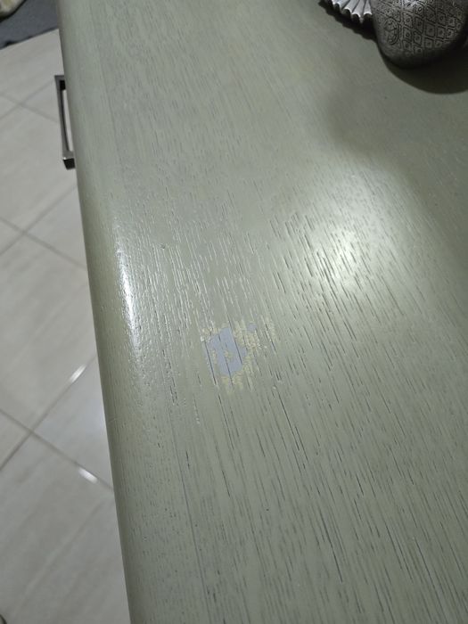Cama solteiro com estrado e colchão 190x90/mesa cabeceira/móvel entrada e espelho
