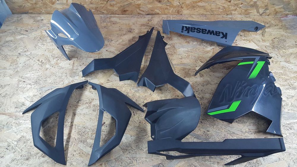 Ninja 400 owiewka wypelnienie mocowanie pompa set zacisk polka gripon