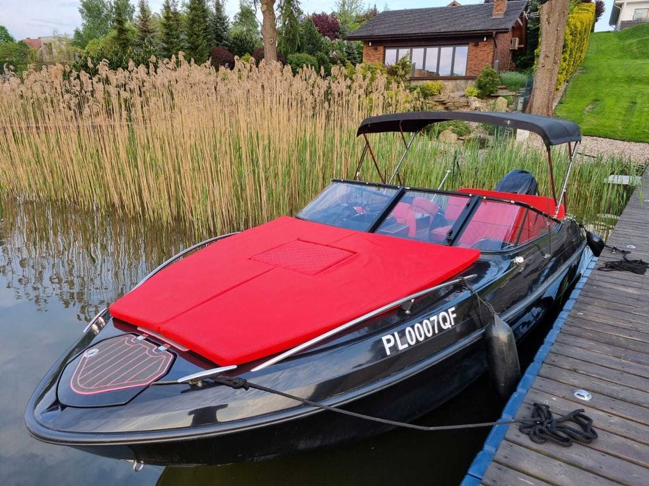 Łódź st. Tropez 6, 250 KM , silnik SUZUKI, skóry, rok 2023  ZIPWAKE ze spaniem
