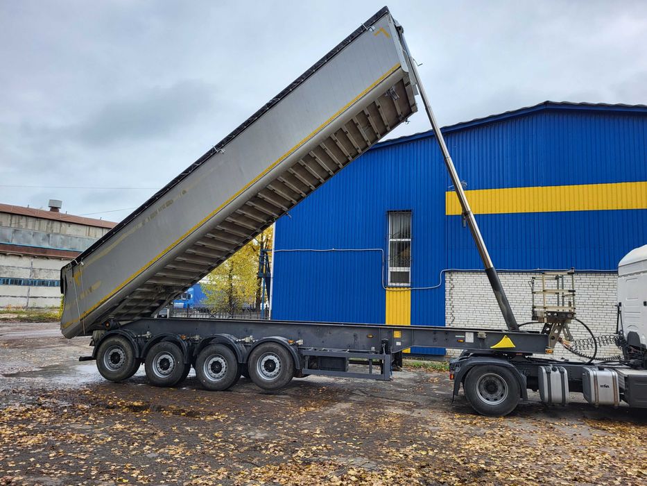 Зерновоз напівпричіп