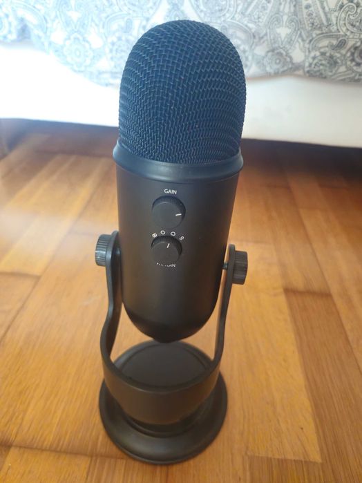 Logitech Blue Yeti Black Microfone USB